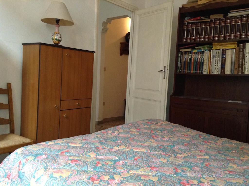 Casa Sara Villa Viareggio Oda fotoğraf
