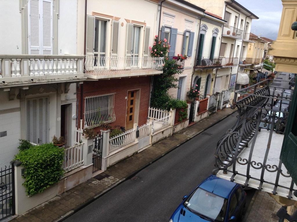Casa Sara Villa Viareggio Oda fotoğraf
